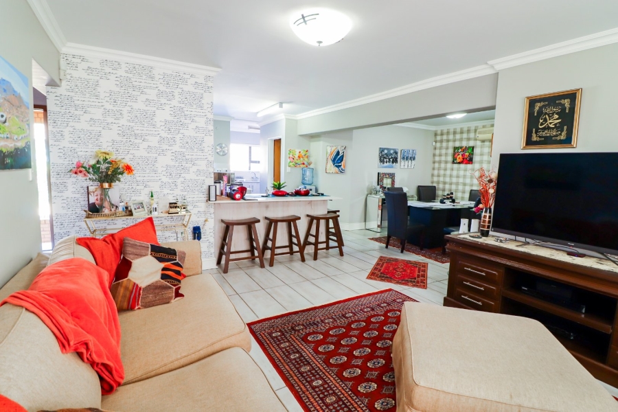 4 Bedroom Property for Sale in Heuwelsig Free State